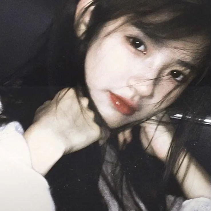 女子高中生
